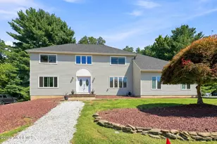 38 Knob Hill Rd, Morganville, NJ 07751 - Photo 1