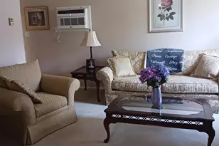 28 Meadow Green Cir, Englishtown, NJ 07726 - Photo 5
