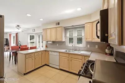 4 Carriage Court, Marlboro Township, NJ 07746 - Photo 15
