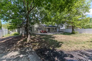 26 Inglewood Ln, Matawan, NJ 07747 - Photo 27