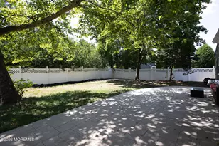26 Inglewood Ln, Matawan, NJ 07747 - Photo 25