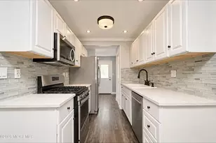 121 Seawood Dr, Keyport, NJ 07735 - Photo 9