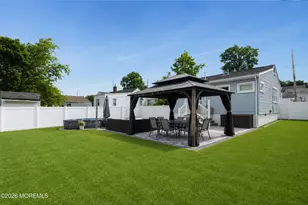 121 Seawood Dr, Keyport, NJ 07735 - Photo 29