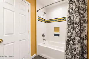 184 Parkview Ter, Lincroft, NJ 07738 - Photo 19