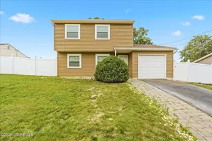 1948 Teakwood Rd, Toms River Township, NJ 08753 - Photo 3