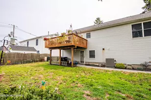 1162 Hilltop Dr, Wall Township, NJ 07719 - Photo 7
