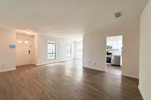 33 Wyndham Pl, Robbinsville Township, NJ 08691 - Photo 5