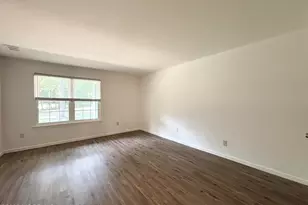33 Wyndham Pl, Robbinsville Township, NJ 08691 - Photo 11