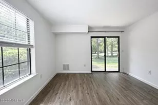 33 Wyndham Pl, Robbinsville Township, NJ 08691 - Photo 17