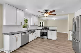 4 Alpine Trail, Tinton Falls, NJ 07712 - Photo 13