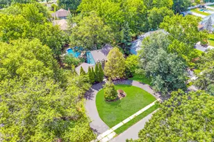 37 Timber Ln, Manalapan Township, NJ 07726 - Photo 5