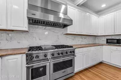 10 Bermet Court, Tinton Falls, NJ 07724 - Photo 11