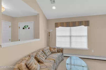 5 Round Valley Lane, Lakewood, NJ 08701 - Photo 5