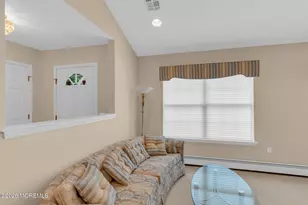 5 Round Valley Ln, Lakewood, NJ 08701 - Photo 5
