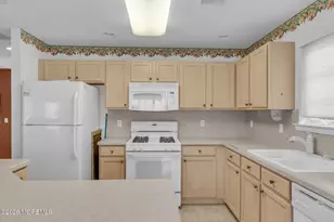 5 Round Valley Ln, Lakewood, NJ 08701 - Photo 15