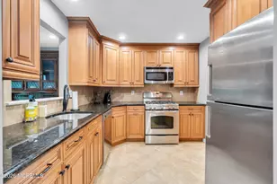 14 Evergreen Ct, Freehold, NJ 07728 - Photo 19