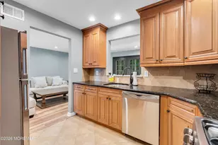 14 Evergreen Ct, Freehold, NJ 07728 - Photo 21