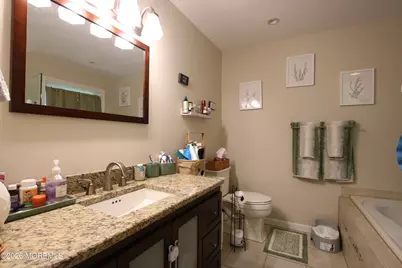 12 Hackamore Court, Tinton Falls, NJ 07753 - Photo 7