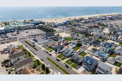 22 Parkway, Point Pleasant Beach, NJ 08742 - Photo 3