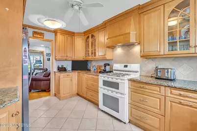 22 Parkway, Point Pleasant Beach, NJ 08742 - Photo 13