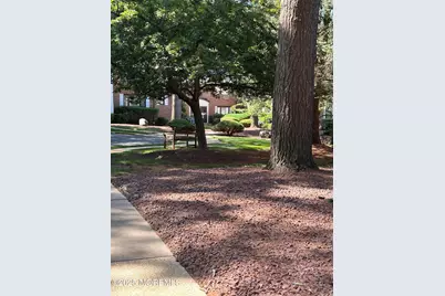204 Manor E, Red Bank, NJ 07701 - Photo 15