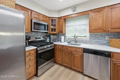 8 Maple Street, Port Monmouth, NJ 07758 - Photo 17