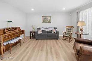 8 Maple St, Port Monmouth, NJ 07758 - Photo 9
