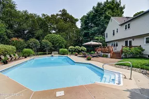 9 Strathmore Ct, Freehold, NJ 07728 - Photo 27