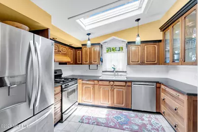 136 S Main Street, Allentown, NJ 08501 - Photo 7