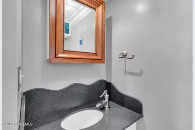 136 S Main Street, Allentown, NJ 08501 - Photo 21