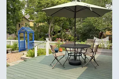 136 S Main Street, Allentown, NJ 08501 - Photo 27