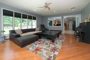 10 Mitchell Ct, Marlboro Township, NJ 07746 - Photo 11