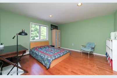 10 Mitchell Court, Marlboro Township, NJ 07746 - Photo 27
