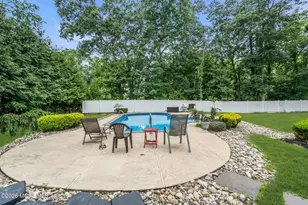 22 Erin Dr, Jackson, NJ 08527 - Photo 85