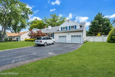 10 Homestead Place, Holmdel, NJ 07733 - Photo 3