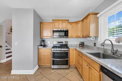 10 Homestead Place, Holmdel, NJ 07733 - Photo 11