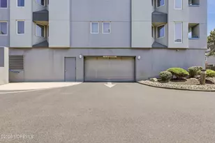 300 Ocean Ave N, Long Branch, NJ 07740 - Photo 31