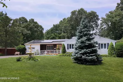 102 Stratford Road, Tinton Falls, NJ 07724 - Photo 3
