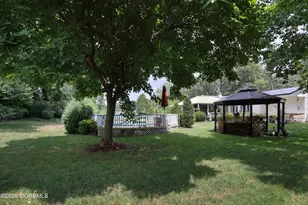 102 Stratford Rd, Tinton Falls, NJ 07724 - Photo 33