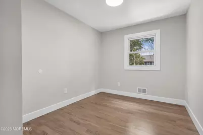 326 Broad Street, Eatontown, NJ 07724 - Photo 15