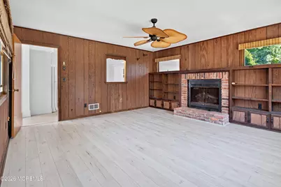17 Railroad Avenue, Beachwood, NJ 08722 - Photo 23