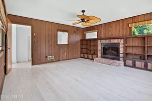 17 Railroad Ave, Beachwood, NJ 08722 - Photo 23