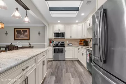 10 Danbury Court, Red Bank, NJ 07701 - Photo 5