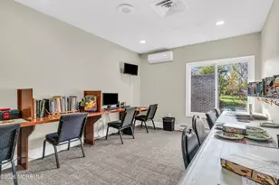 10 Danbury Ct, Red Bank, NJ 07701 - Photo 23