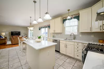 19 Pecan Valley Drive, Marlboro Township, NJ 07746 - Photo 15