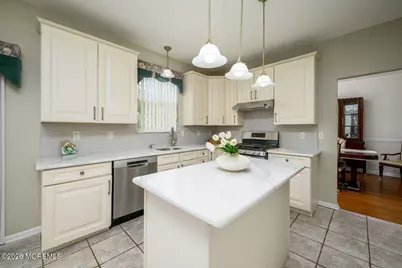 19 Pecan Valley Drive, Marlboro Township, NJ 07746 - Photo 13