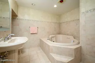 19 Pecan Valley Dr, Marlboro Township, NJ 07746 - Photo 49
