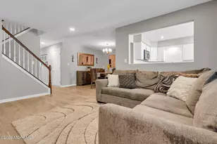 5 Painted Wagon Rd, Holmdel, NJ 07733 - Photo 5
