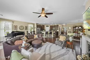 194 Wintergreen Dr, Manalapan Township, NJ 07726 - Photo 7