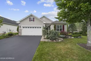 194 Wintergreen Dr, Manalapan Township, NJ 07726 - Photo 1